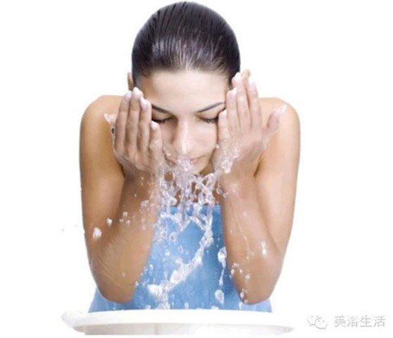 美浴生活:毛巾是用來“擦臉”而不是“洗臉”的?